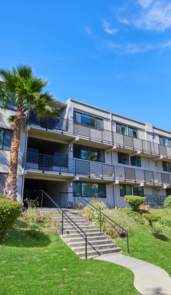 Blu on Burns Properties in Silver Lake, LA.