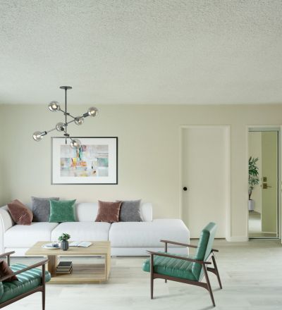 Open doorway leading to the living room at Beau on Bundy