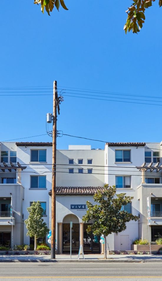 Exterior of the Magnolia apartment building at Sherman Oaks