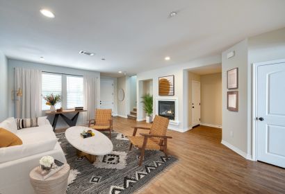 Rancho Serrano Rental living room; Thousand Oaks rental real estate;