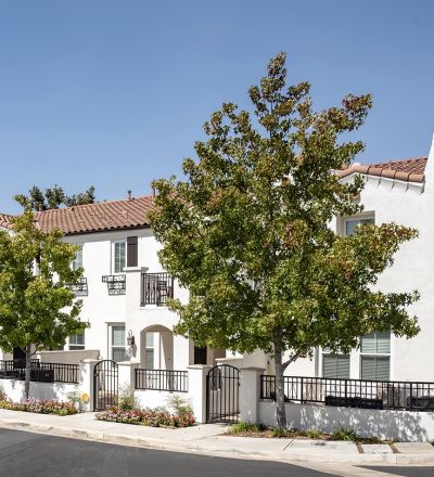 Rancho Serrano exterior with a fenced yard; Thousand Oaks rental real estate;