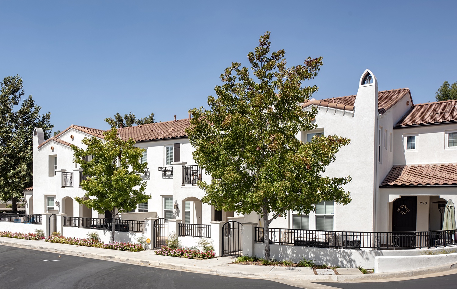 Rancho Serrano exterior with a fenced yard; Thousand Oaks rental real estate;