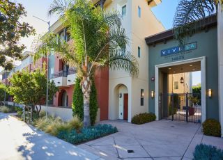 Entrance to ViveLA's Magnolia Woods building