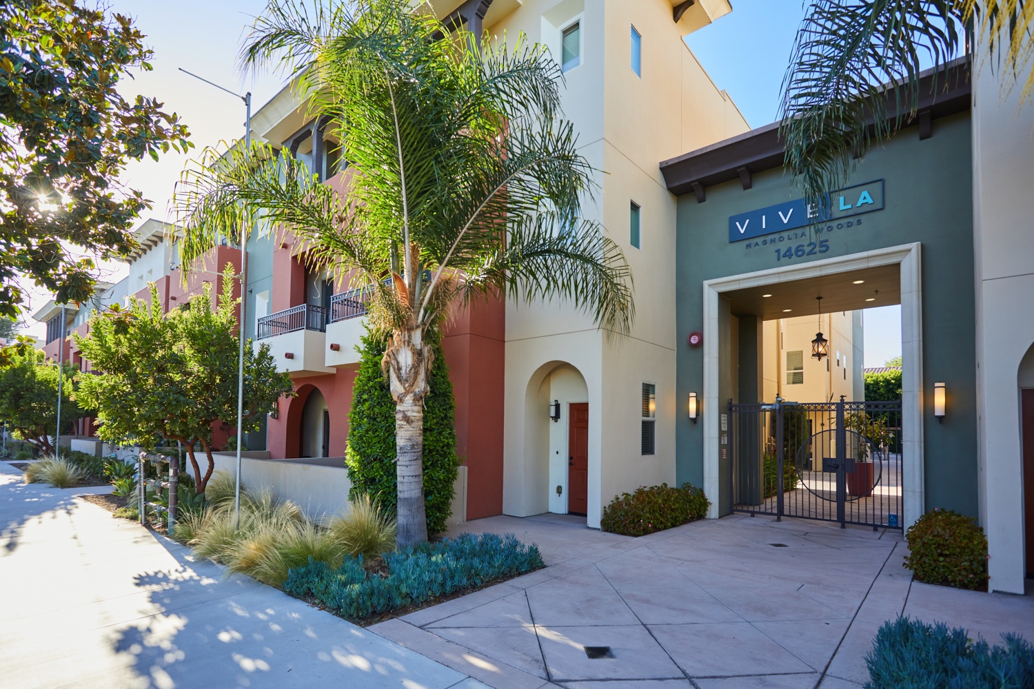 Entrance to ViveLA's Magnolia Woods building