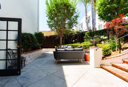 Outdoor sitting area