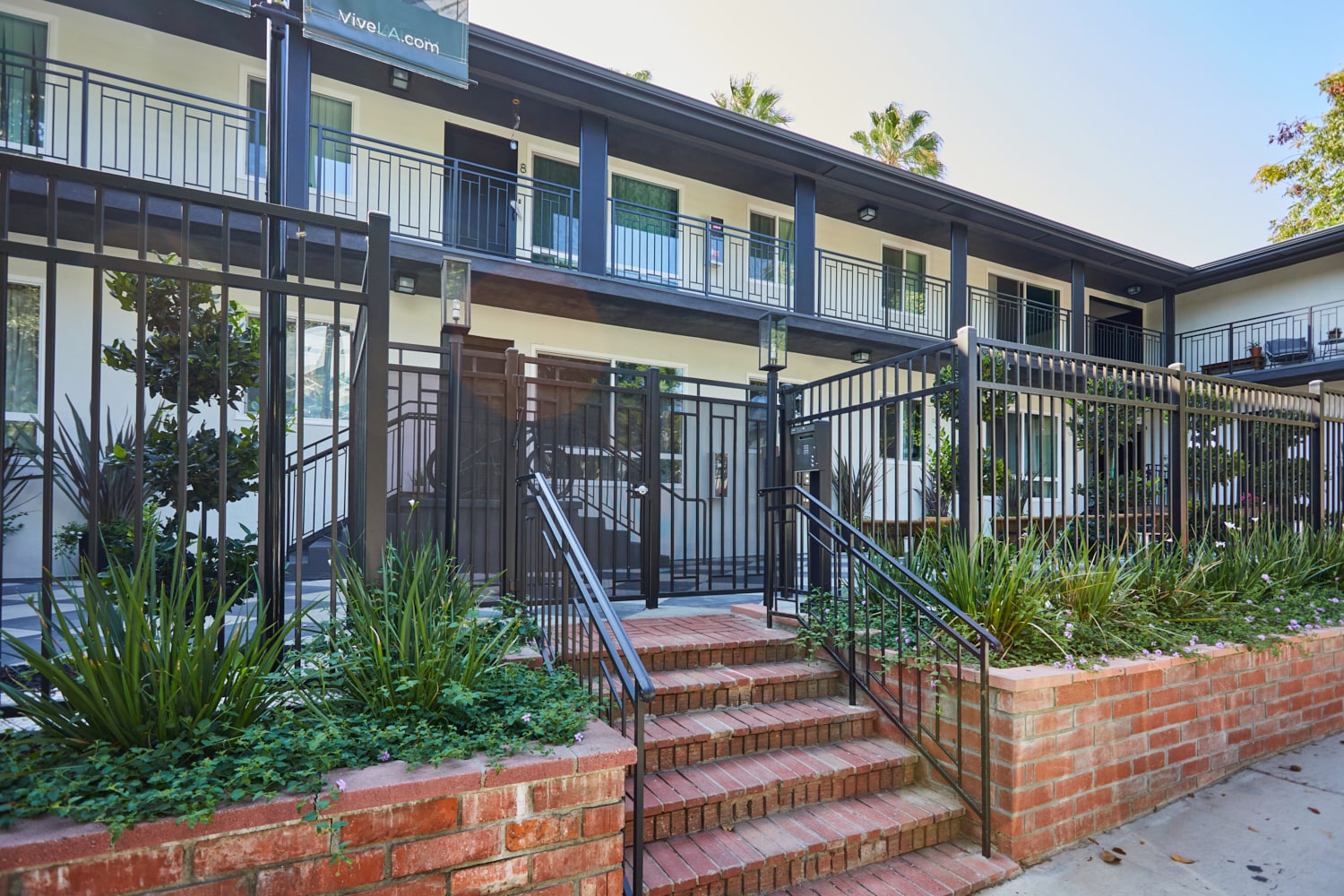 Nora on Norton entrance to an apartment building