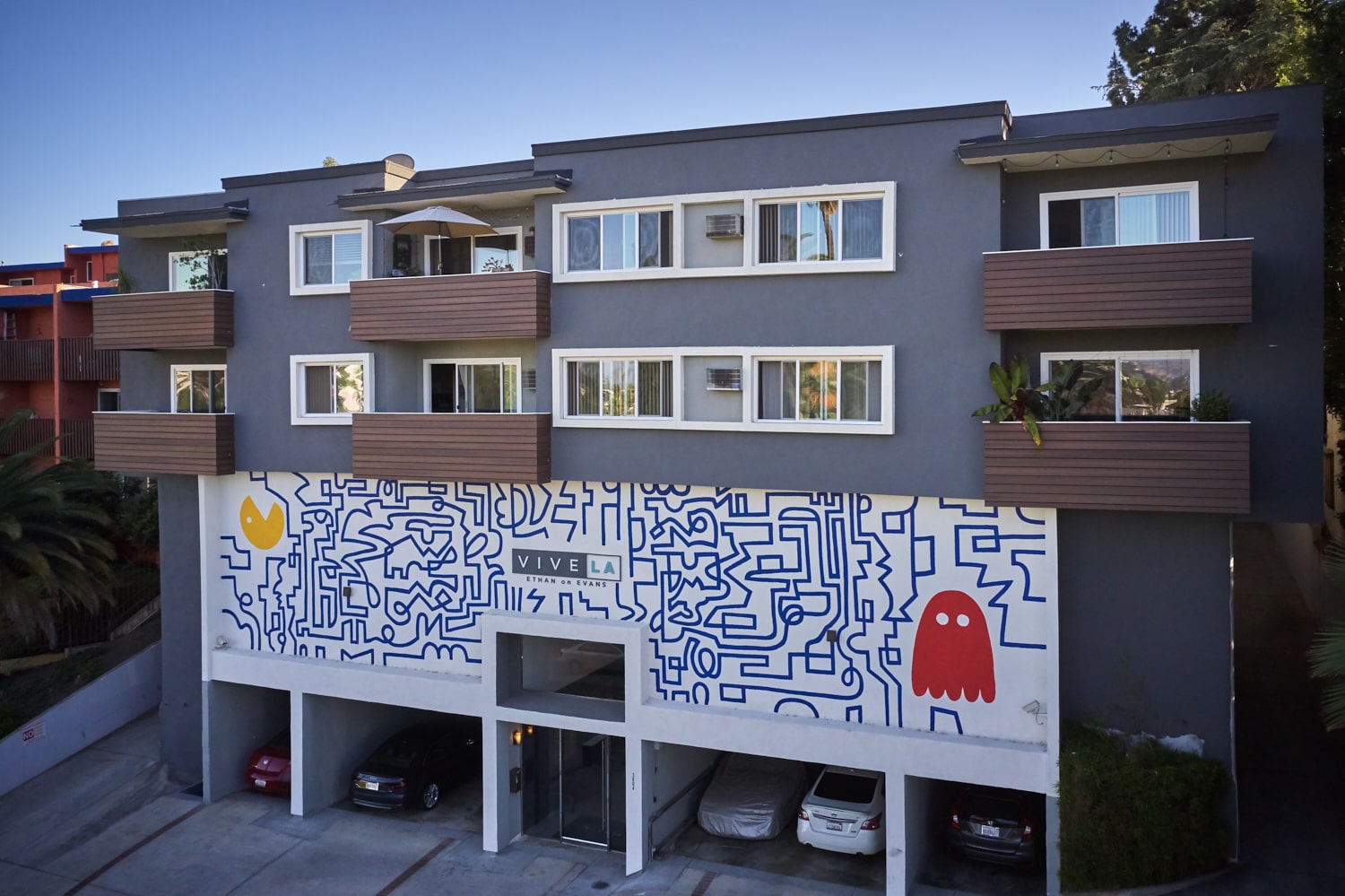 Exterior view of Ethan on Evans