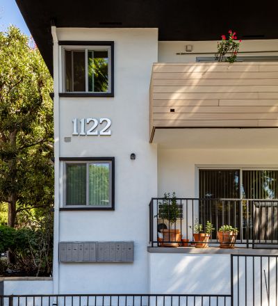 Exterior view of Harper on Hayworth