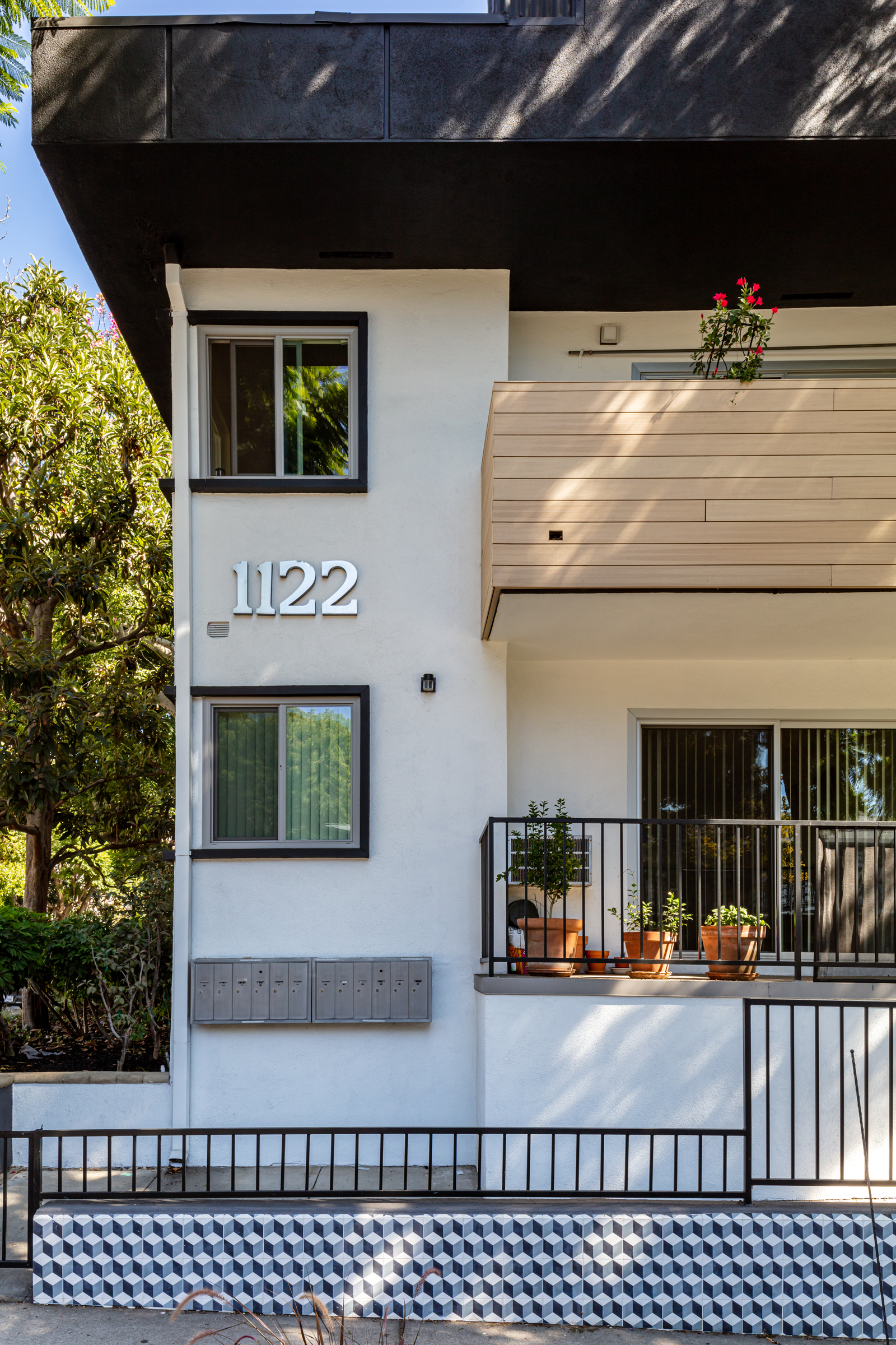 Exterior view of Harper on Hayworth