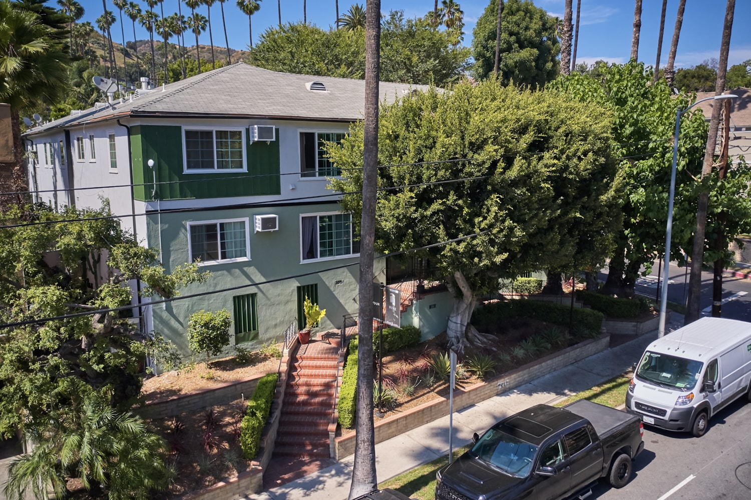 Exterior of Hayden on Hollywood Boulevard