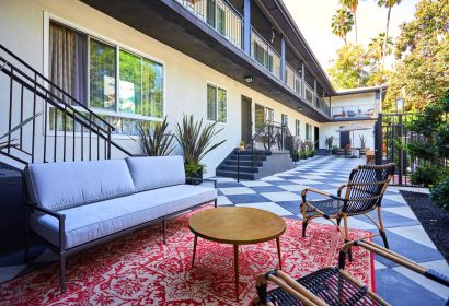 Nora on Norton courtyard