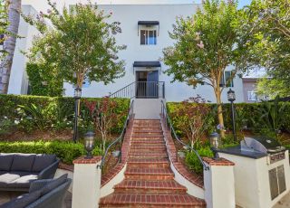 Staircase leading to apartment