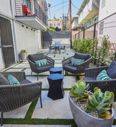 Outdoor sitting area