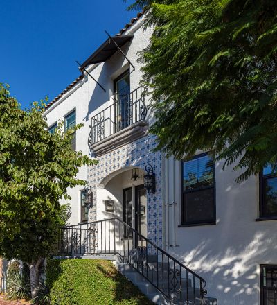 Entry way with mosaic tiles
