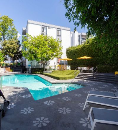 Virgil Avenue Los Angeles; The Violet On Virgil Apartments;