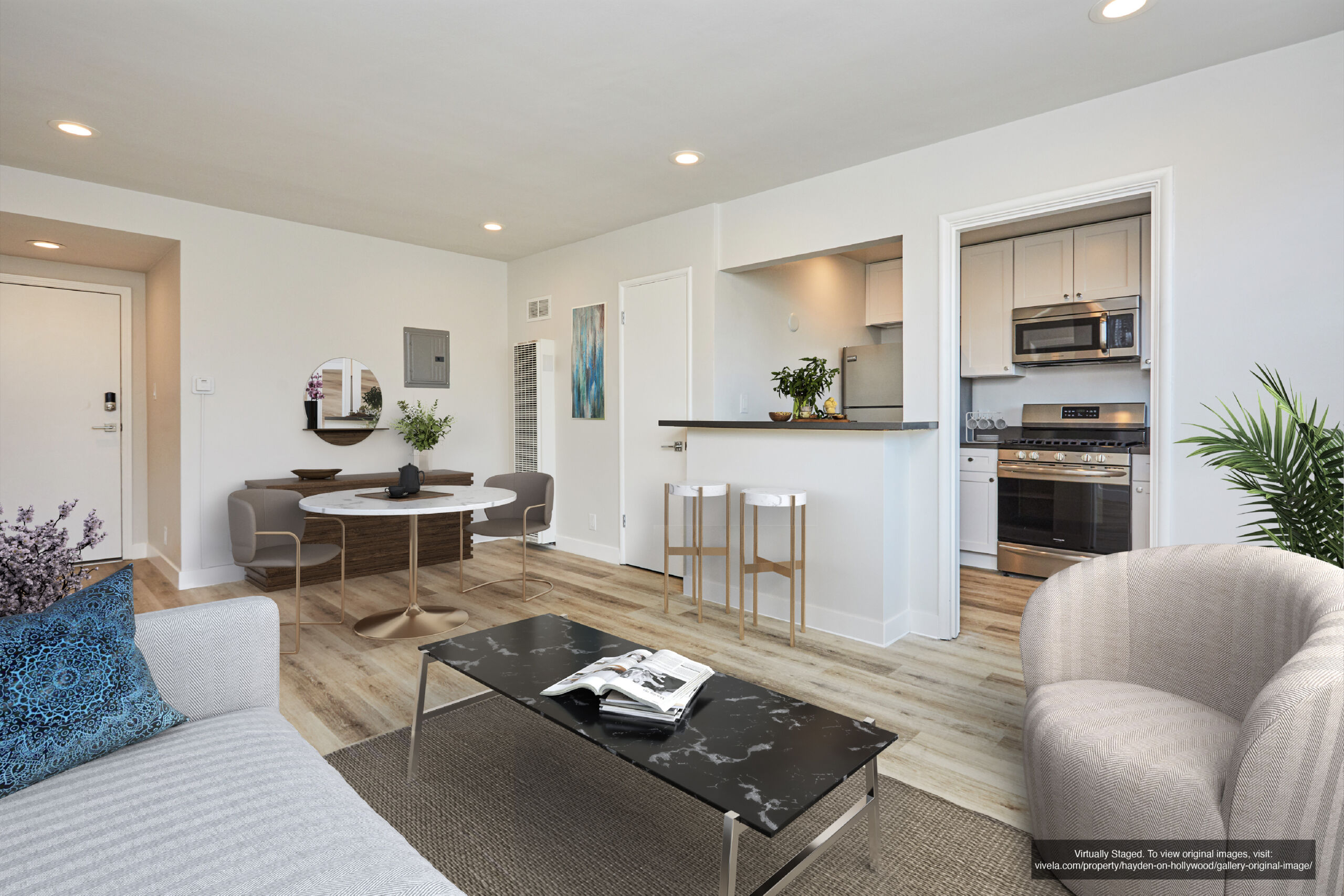 Hayden on Hollywood 14