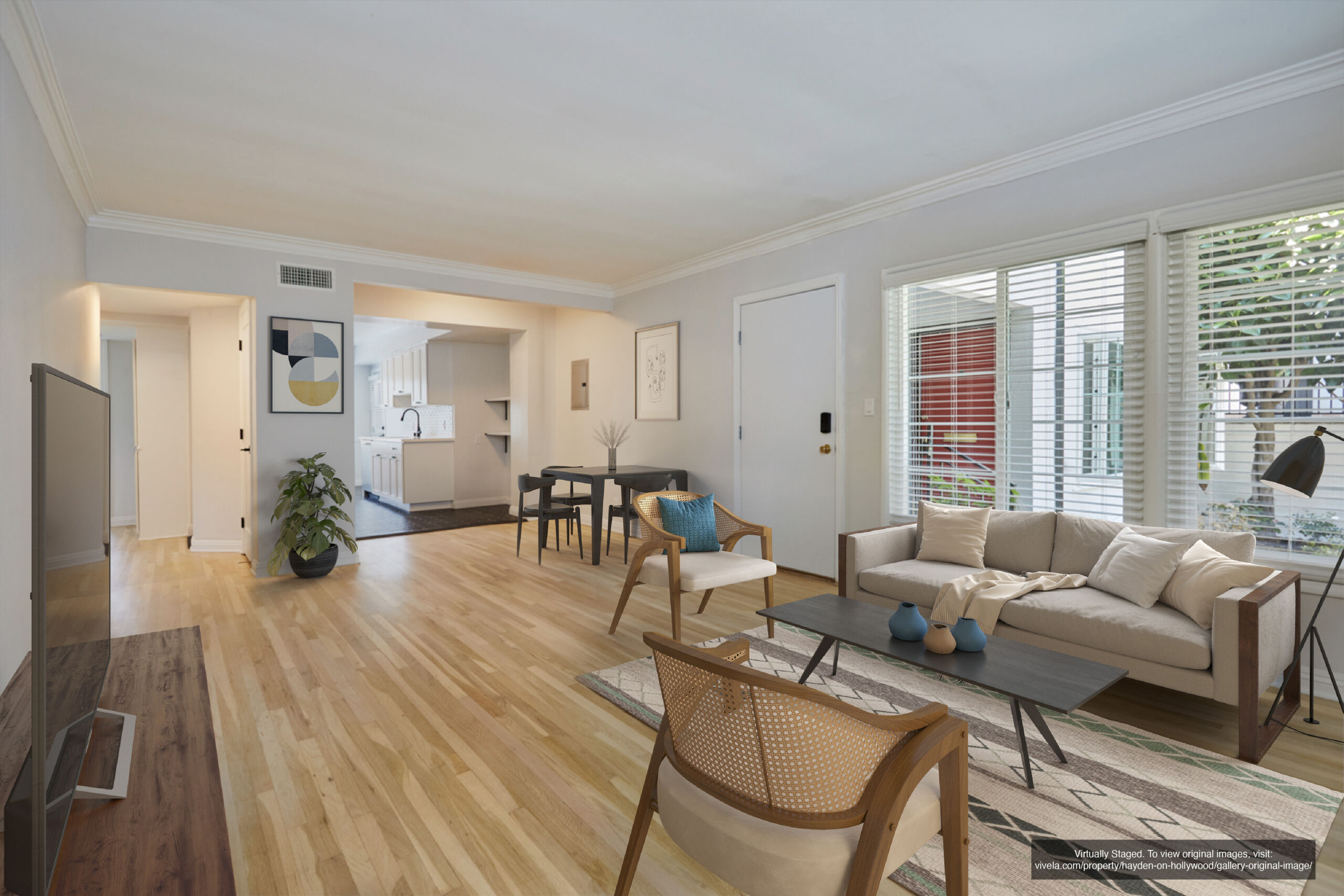 Hayden on Hollywood 15