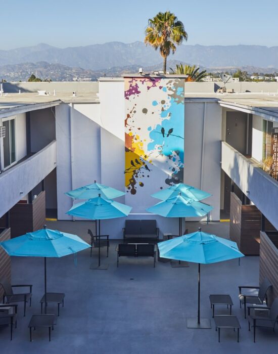 Silver Lake Fall Guide: Local Coffee, Dining and November Activities | ViveLA
